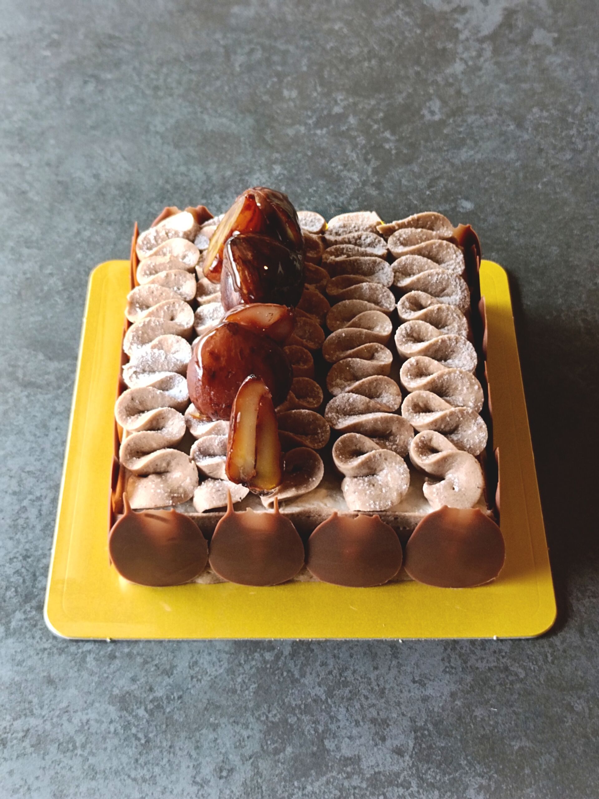 モンブラン | ホールケーキ | 葛西のケーキ屋ならLa vie est le chocolat